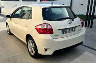 Toyota Auris 2012