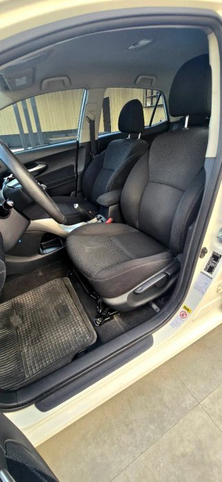Toyota Auris 2012