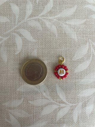 Colgantes personalizados . Iniciales Hechos a Mano