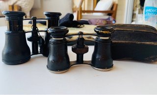 Prismáticos antiguos de ópera