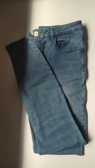 Pantalón vaquero largo talla 40