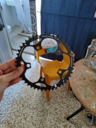 Plato de bici Stronglight 46 dientes