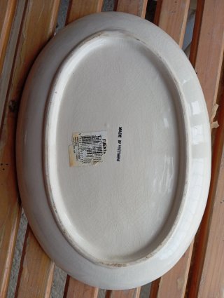 Fuente ovalada pintada a mano pez