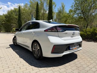 Hyundai IONIQ 1.6 GDI PHEV Tecno DCT