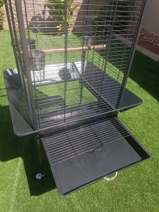 Jaula grande para loro