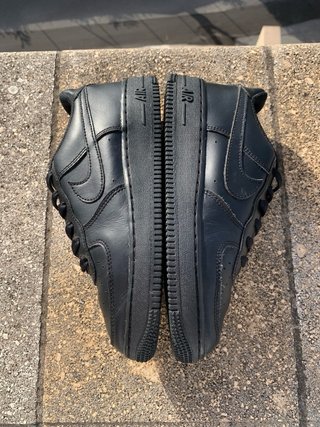 Nike Air Force 1 nere