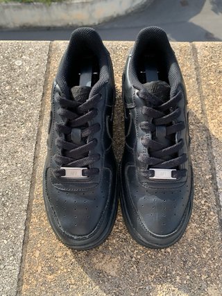 Nike Air Force 1 nere