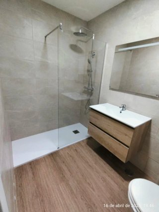 reforma de baños, cocinas, demolición ,desescombro