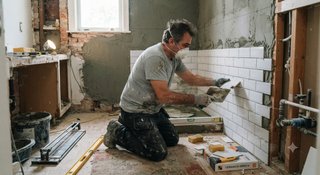 reforma de baños, cocinas, demolición ,desescombro
