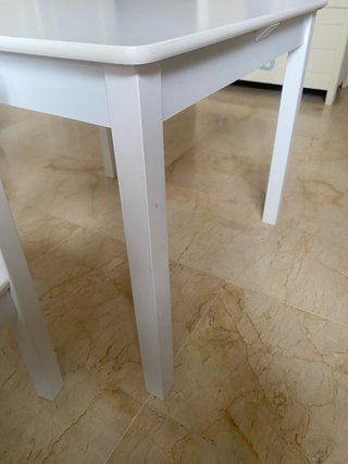 Mesa y 2 Sillas Infantiles Blancas