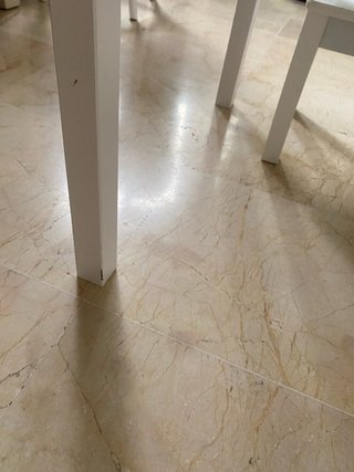 Mesa y 2 Sillas Infantiles Blancas