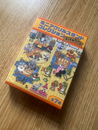 Pokemon Center - Figura acrilico Precintada 2026