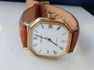 Tissot Cuarzo Esfera Blanca Correa Marrón