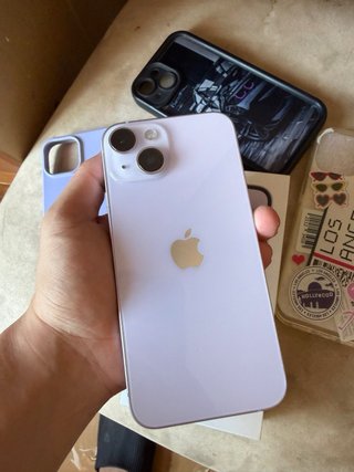 iPhone 14 Morado