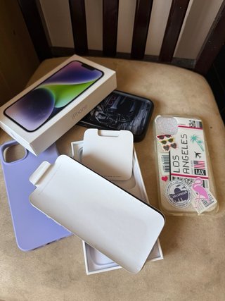 iPhone 14 Morado