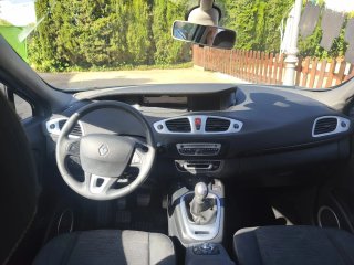 Renault Scenic 2011