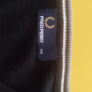 Jersey Fred Perry Pico Negro Merino y Algodón XXL