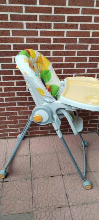 Trona de bebé plegable