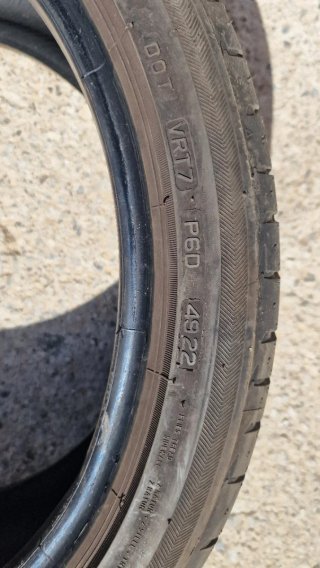 Neumático 225/40/18