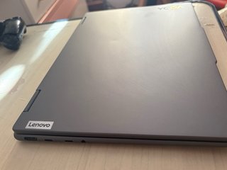 Lenovo Yoga 14 Intel Core Ultra 5 125U
