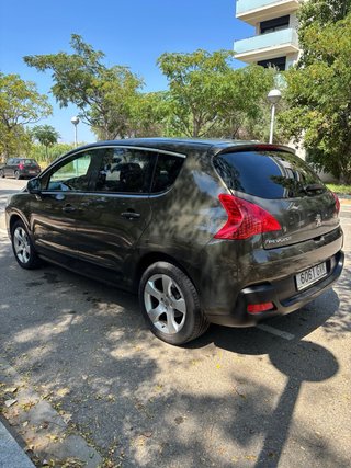 PEUGEOT 3008 2.0 HDI