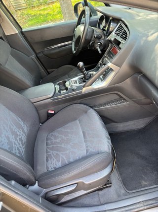 PEUGEOT 3008 2.0 HDI