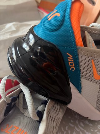Zapatillas Nike Air 270 Gris Naranja Talla 31.5