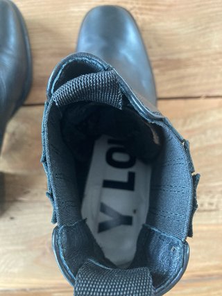 Botines piel Bimba y Lola negros