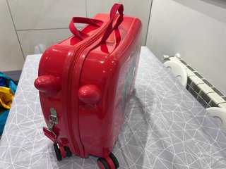 Maleta Infantil Roja Vengadores 52x20x40cm