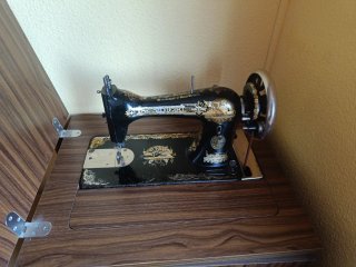 Máquina de coser Singer antigua 1895