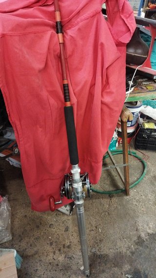 Carrete de pesca Penn Senator y caña 100 libras