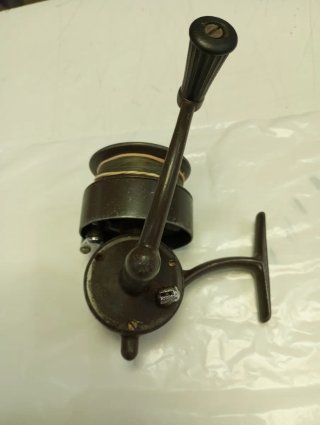 Carrete de pesca Sagarra