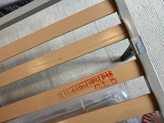 Somier de madera y metal