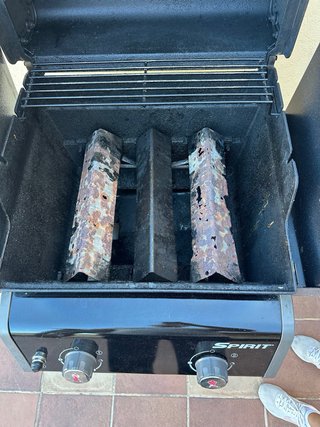 Barbacoa Weber E-210