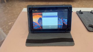 Tablet Google blu piccola