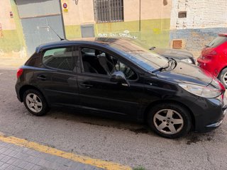 Peugeot 207 2010