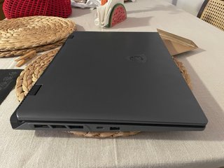 MSI Sword 16 HX B14VFKG Portátil Negro