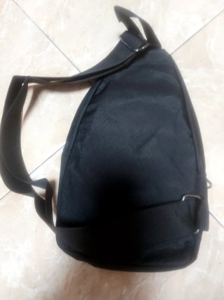 Bandolera MILES negra 3 bolsillos