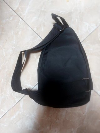 Bandolera MILES negra 3 bolsillos
