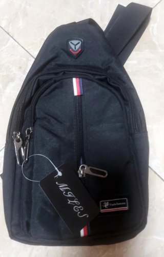 Bandolera MILES negra 3 bolsillos