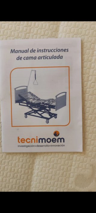 Cama articulada eléctrica con carro elevador