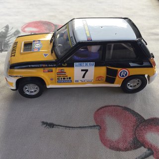 Scalextric Renault 5 Turbo Rally Costa Brava