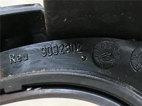 Envolvente cuadro instrumentos Audi A6 4