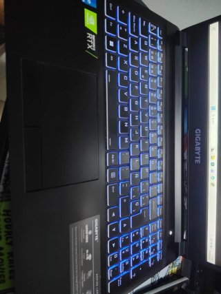 Portátil Gaming Gigabyte G5 GD