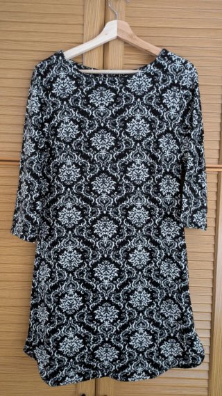 Vestido estampado blanco y negro