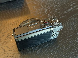 Canon PowerShot G7 X Mark III menos de 100disparos