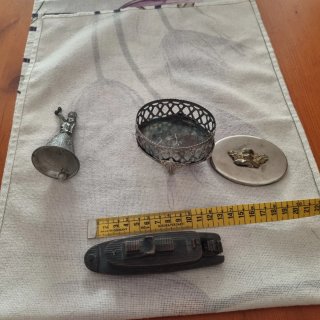 Lote 3 oggetti decorativi vintage in metallo