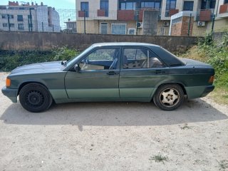 Mercedes-Benz 190 w201 1990