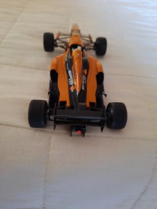 FORMULA 1 ARROWS F 1 COMO NUEVO. SCALECTRIC.