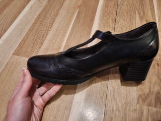Zapatos Pitillos Negros T-Strap Hebilla